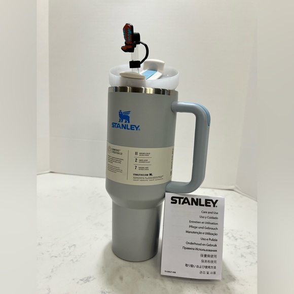Stanley Gray Thermos with Blue Logo - Picture 5 of 10
